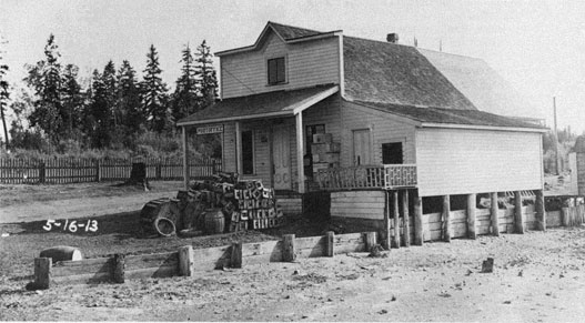 Photo of the general store and post office.