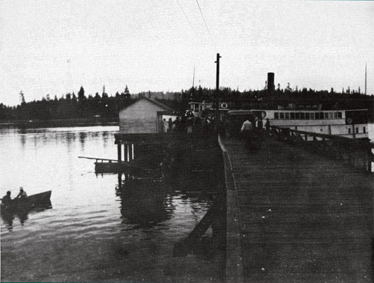 Photo of the ferry at the pier.